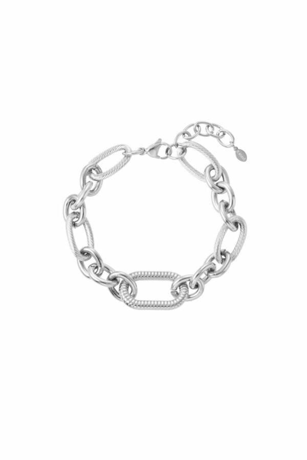 Chain armband