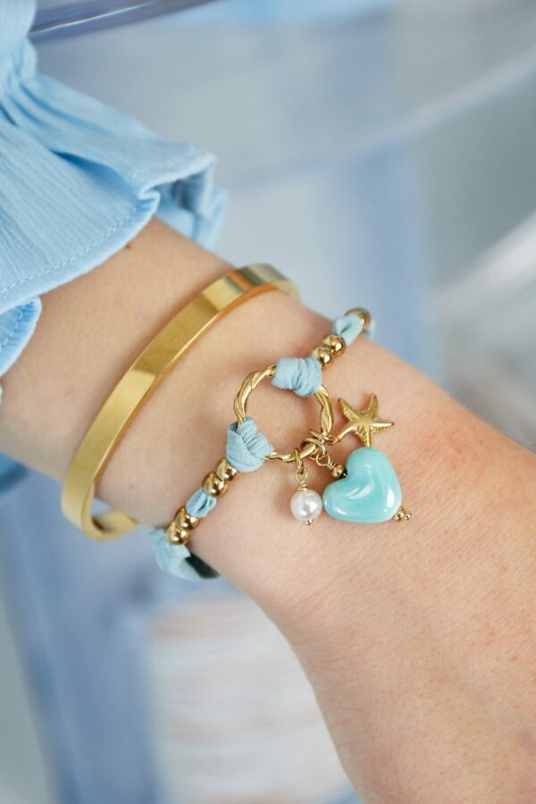 Blauwe flower armband